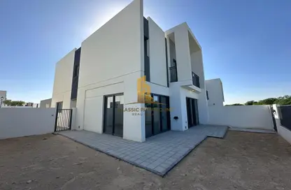 Terrace image for: Villa - 4 Bedrooms - 5 Bathrooms for sale in La Rosa 6 - Villanova - Dubai Land - Dubai, Image 1