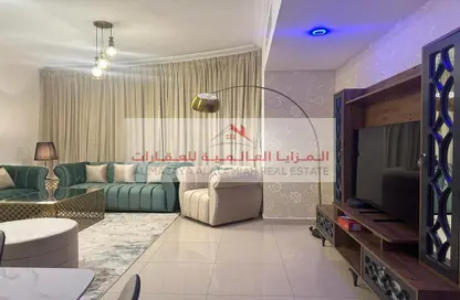 شقة - 2 غرف نوم - 2 حمامات للايجار في برج الرشيد 5 - شارع التعاون - التعاون - الشارقة