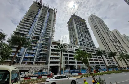 Apartment - 1 Bedroom - 2 Bathrooms for sale in Seapoint - EMAAR Beachfront - Dubai Harbour - Dubai