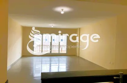 Apartment - 1 Bedroom - 2 Bathrooms for rent in Tower 17 - Al Reef Downtown - Al Reef - Abu Dhabi