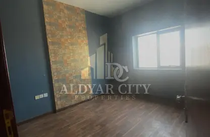 شقة - 2 غرف نوم - 2 حمامات للايجار في 2 المويهات - المويهات - عجمان