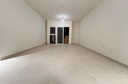 Apartment - 1 Bedroom - 2 Bathrooms for rent in Al Neem Residence - Rawdhat Abu Dhabi - Abu Dhabi