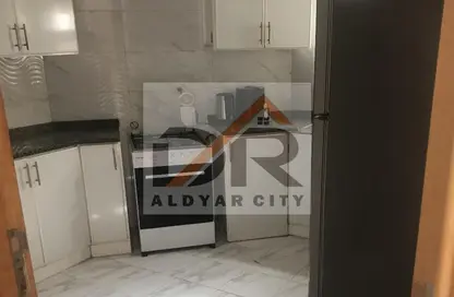 شقة - غرفة نوم - 2 حمامات للايجار في مساكن كورنيش عجمان - طريق كورنيش عجمان - عجمان
