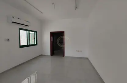 Apartment - 3 Bedrooms - 3 Bathrooms for rent in Central District - Al Ain