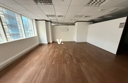 Office Space - Studio - 1 Bathroom for rent in Blue Tower - Sheikh Zayed Road - Dubai