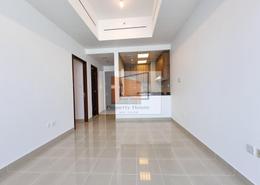 صورةغرفة فارغة لـ: شقة - 2 غرف نوم - 2 حمامات للكراء في برج  سما - شارع إلكترا - أبوظبي, صورة 1