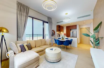 Living / Dining Room image for: Apartment - 2 Bedrooms - 2 Bathrooms for rent in Port de La Mer - La Mer - Jumeirah - Dubai, Image 1