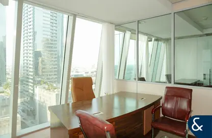 مكتب - استوديو للايجار في القمة - الخليج التجاري - دبي