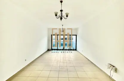 شقة - غرفة نوم - 2 حمامات للبيع في برج صحارى 1 - مجمع صحارى - النهدة - الشارقة