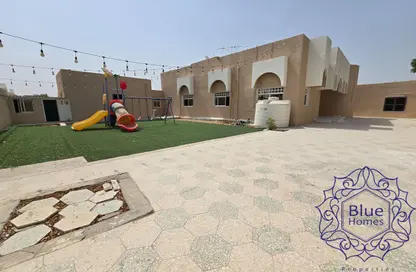 Villa - 5 Bedrooms - 4 Bathrooms for rent in Al Azra - Al Riqqa - Sharjah