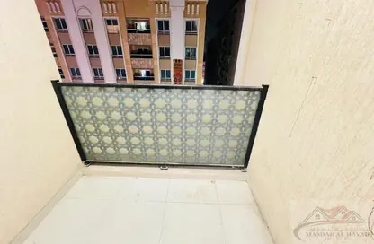 Apartment - 1 Bedroom - 2 Bathrooms for rent in Muwaileh 29 Building - Muwaileh - Sharjah