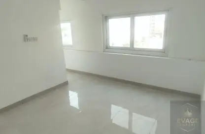 Apartment - 1 Bedroom - 2 Bathrooms for rent in Al Rumailah building - Al Rumailah 2 - Al Rumaila - Ajman