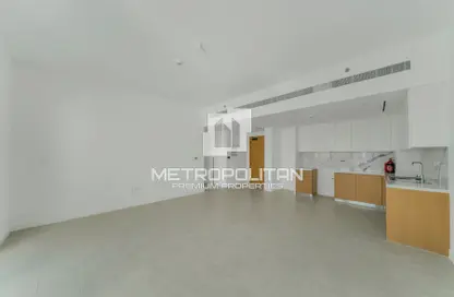 Empty Room image for: Apartment - 1 Bedroom - 2 Bathrooms for sale in La Vie - Jumeirah Beach Residence - Dubai, Image 1