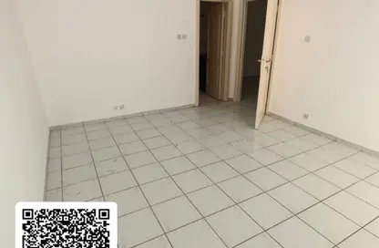 شقة - غرفة نوم - 2 حمامات للايجار في بناية اس جي السور - السور - القاسمية - الشارقة