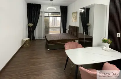 شقة - 1 حمام للبيع في برج حمزة - مدينة دبي الرياضية - دبي