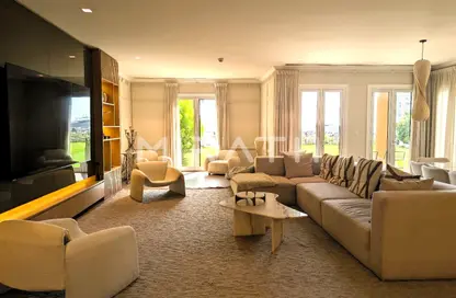 Villa - 5 Bedrooms - 7 Bathrooms for rent in Sur La Mer - La Mer - Jumeirah - Dubai