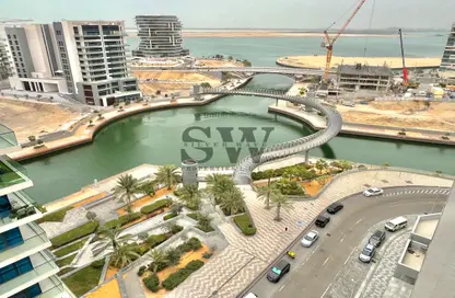 Apartment - 4 Bedrooms - 5 Bathrooms for rent in Al Dana - Al Raha Beach - Abu Dhabi