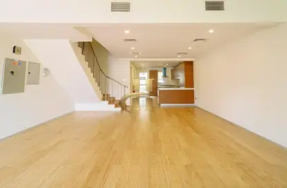 فيلا - 4 غرف نوم - 5 حمامات للايجار في فلل سيدني - منطقة 18 - قرية جميرا الدائرية - دبي