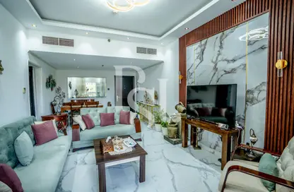 Living Room image for: Apartment - 2 Bedrooms - 2 Bathrooms for sale in Diamond Views 2 - Diamond Views - Jumeirah Village Circle - Dubai, Image 1