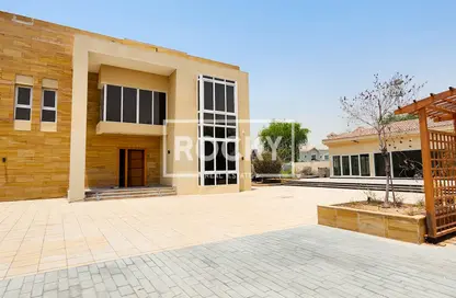 Villa - 6 Bedrooms - 7+ Bathrooms for rent in Nad Al Sheba 4 - Nad Al Sheba - Dubai
