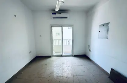 Apartment - 1 Bedroom - 1 Bathroom for rent in Fire Station Road - Muwaileh - Sharjah