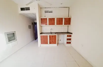 Apartment - Studio - 1 Bathroom for rent in Fire Station Road - Muwaileh - Sharjah