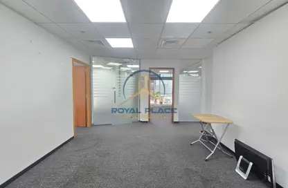 Office Space - Studio - 1 Bathroom for rent in Fairmont Hotel - Sheikh Zayed Road - Dubai