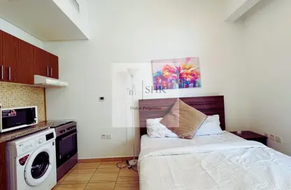 Apartment - Studio - 1 Bathroom for rent in Jumeirah Village Circle - Dubai