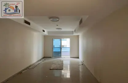 Apartment - 1 Bedroom - 2 Bathrooms for rent in Al Khan Corniche - Al Khan - Sharjah