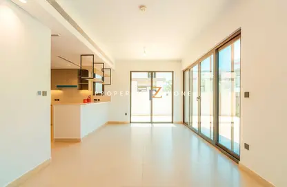 Townhouse - 5 Bedrooms - 6 Bathrooms for sale in Aura Gardens - Tilal Al Ghaf - Dubai