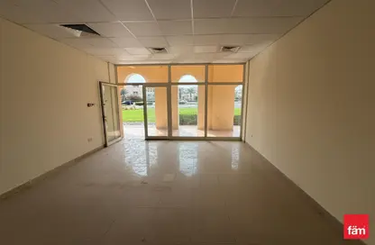 Retail - Studio - 1 Bathroom for rent in France Cluster - International City - Dubai