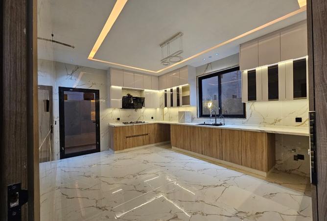 15893900 - صورة العقار 2