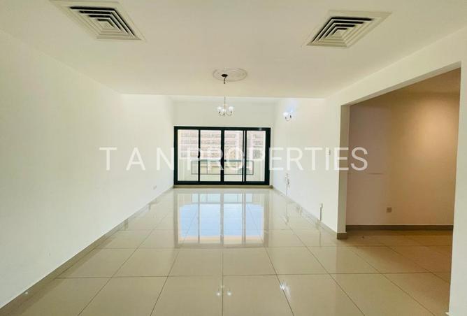 15040084 - Property Main Image