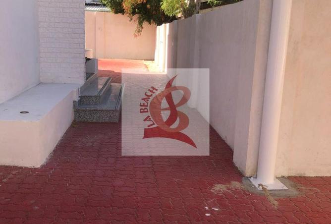 15042736 - Property Image 2
