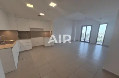Apartment - 2 Bedrooms - 2 Bathrooms for rent in Zahra Breeze Apartments 4A - Zahra Breeze Apartments - Town Square - Dubai
