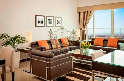 Living Room image for: Hotel  and  Hotel Apartment - 2 Bedrooms - 3 Bathrooms for rent in Four Points by Sheraton - Sheikh Zayed Road - Dubai, Image 1