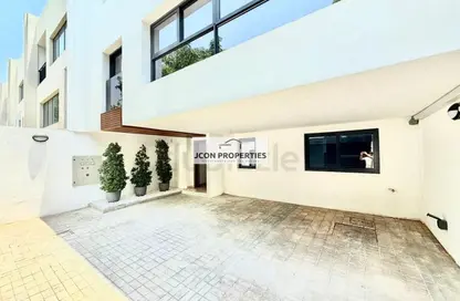 Villa - 4 Bedrooms - 5 Bathrooms for rent in Acacia Avenues - Al Sufouh - Dubai