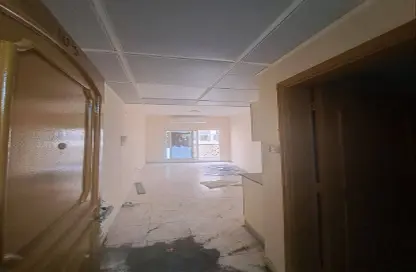 Apartment - Studio - 1 Bathroom for rent in Al Baraha - Deira - Dubai