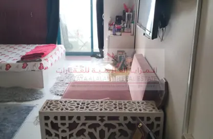 Apartment - Studio - 1 Bathroom for rent in Al Nabaa Building - Al Naba'ah - Al Sharq - Sharjah