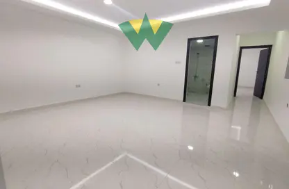 شقة - 2 غرف نوم - 2 حمامات للايجار في مدينة الرياض - أبوظبي