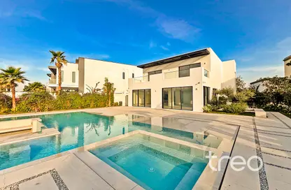 Villa - 4 Bedrooms - 5 Bathrooms for rent in Regional - Jumeirah Park - Dubai