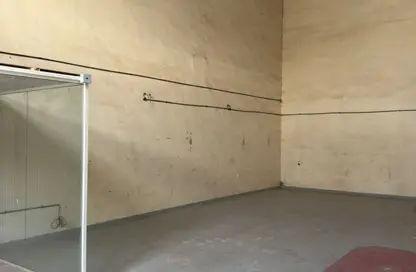 مستودع - استوديو - 1 حمام للايجار في مصفح الصناعية - مصفح - أبوظبي