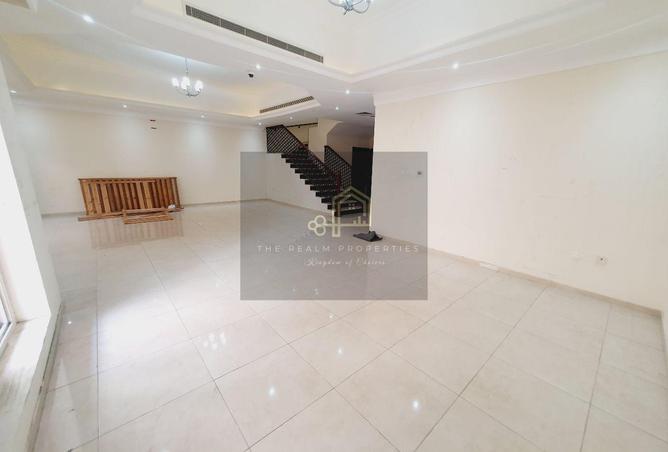 15271008 - Property Image 2
