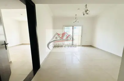 Apartment - 1 Bedroom - 2 Bathrooms for rent in Muwaileh 29 Building - Muwaileh - Sharjah