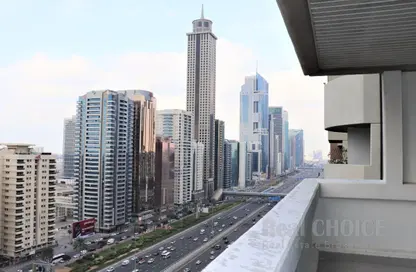 Apartment - 2 Bedrooms - 2 Bathrooms for rent in Sky Tower - Sheikh Zayed Road - Dubai