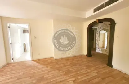 Villa - 2 Bedrooms - 3 Bathrooms for rent in Springs 12 - The Springs - Dubai