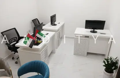 Office Space - Studio - 1 Bathroom for rent in Lulu Centre - Karama Park Area - Al Karama - Dubai Office Space - Studio - 1 Bathroom for rent in Lulu Centre - Karama Park Area - Al Karama - Dubai