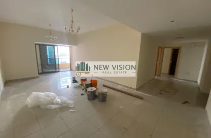 Apartment - 2 Bedrooms - 2 Bathrooms for rent in Yasmeen Tower - Al Majaz 2 - Al Majaz - Sharjah