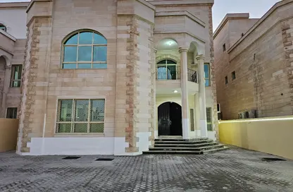Apartment - Studio - 1 Bathroom for rent in Khalifa City A Villas - Khalifa City A - Khalifa City - Abu Dhabi