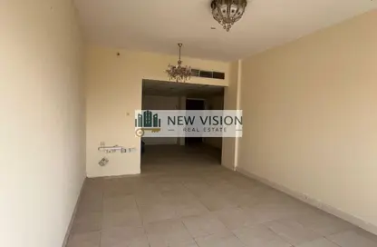 Apartment - 2 Bedrooms - 2 Bathrooms for rent in Al Qulaya'ah - Al Sharq - Sharjah